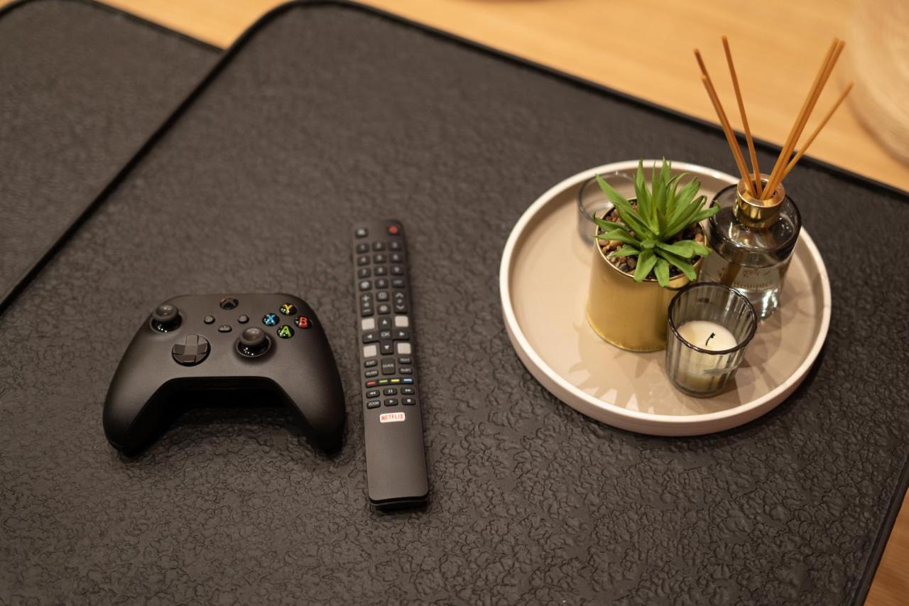 Capsule Japon - Jacuzzi - Netflix & Ecran Cinema - Xbox Apartment Trith-Saint-Leger Exterior photo